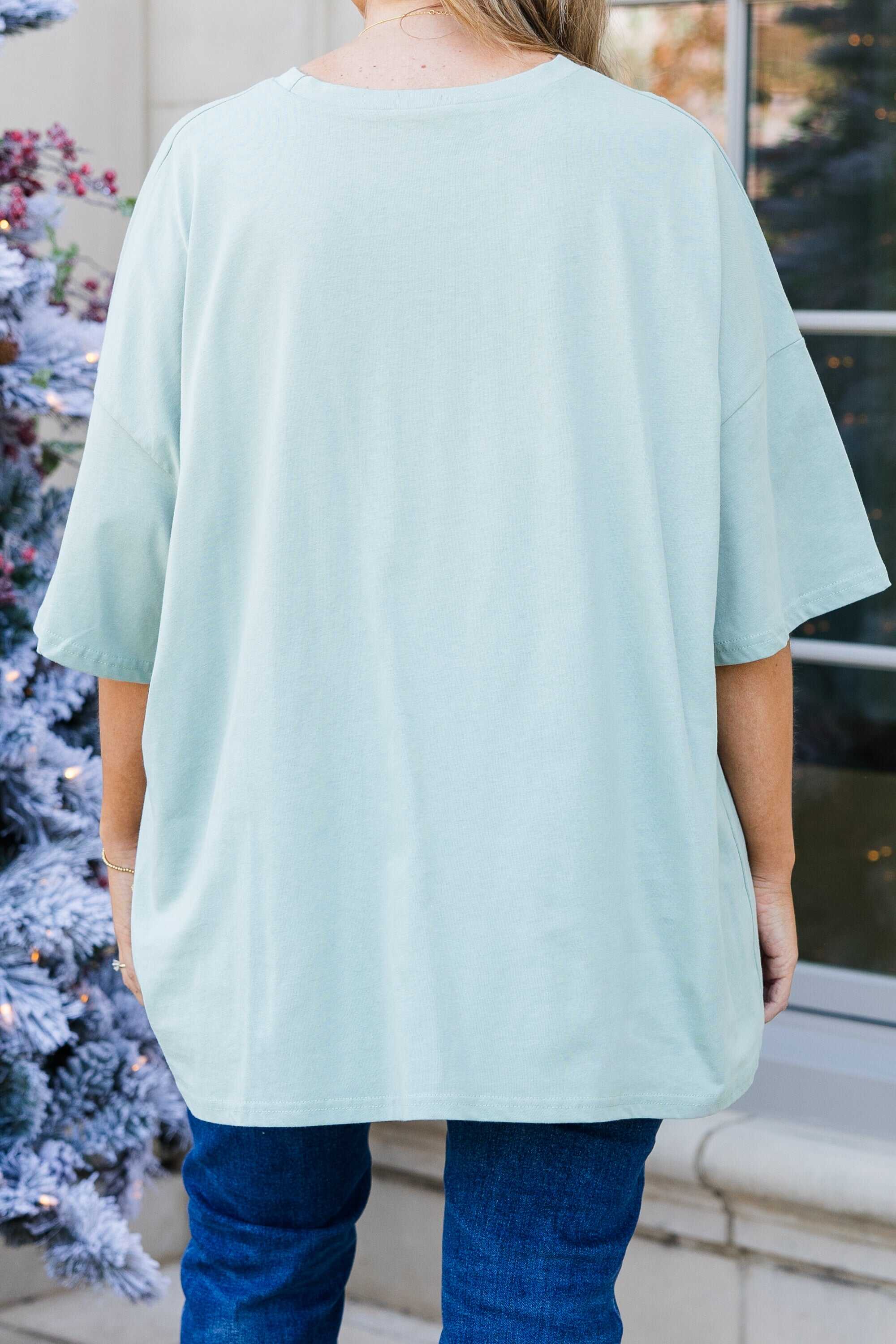 Mistletoe & Mimosas Boyfriend Tee, Light Sage