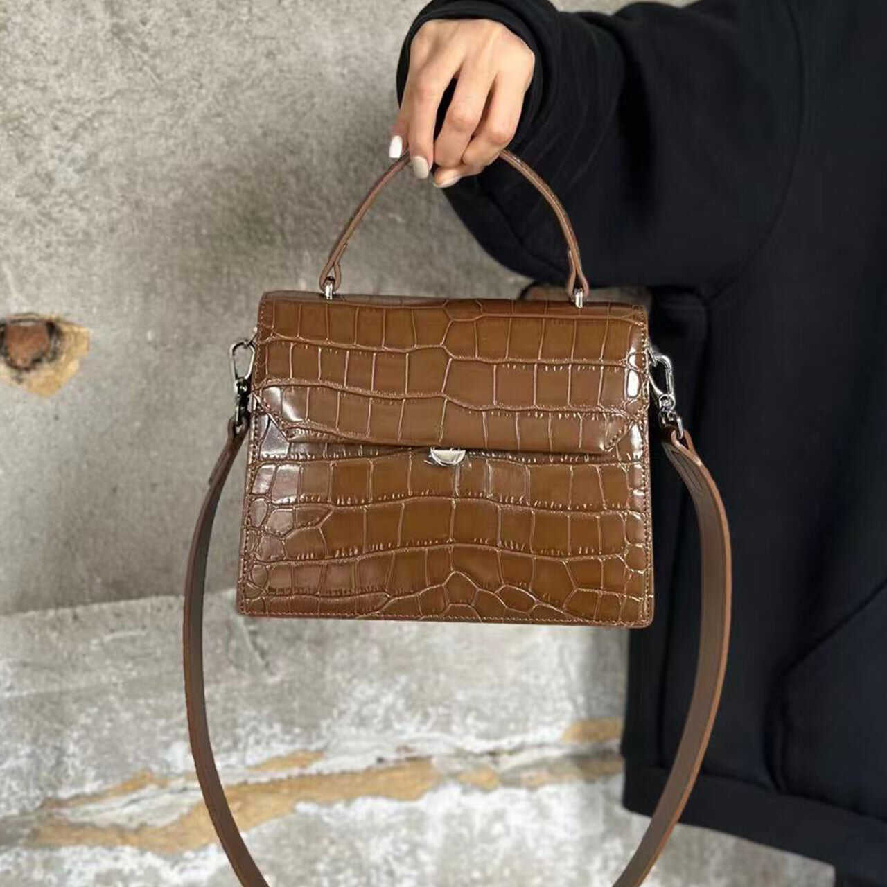 Cowhide leather crossbody bag wide shoulder strap flap bag handbag